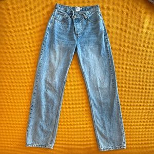 Princess Polly Crossover Jeans Size 2 (fit more like a size 4-6)